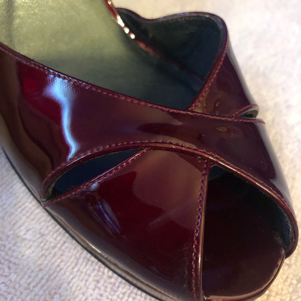 Ruby Red Stuart Weitzman Heels - Picture 2 of 4